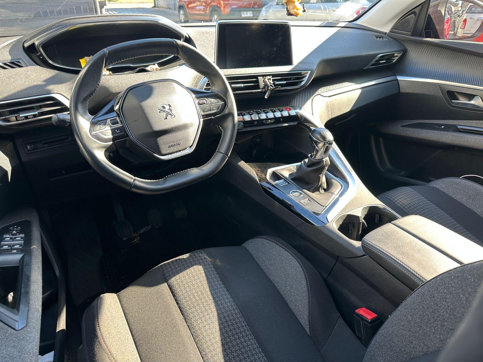Peugeot 3008 2022 - Imagen 17 de 19
