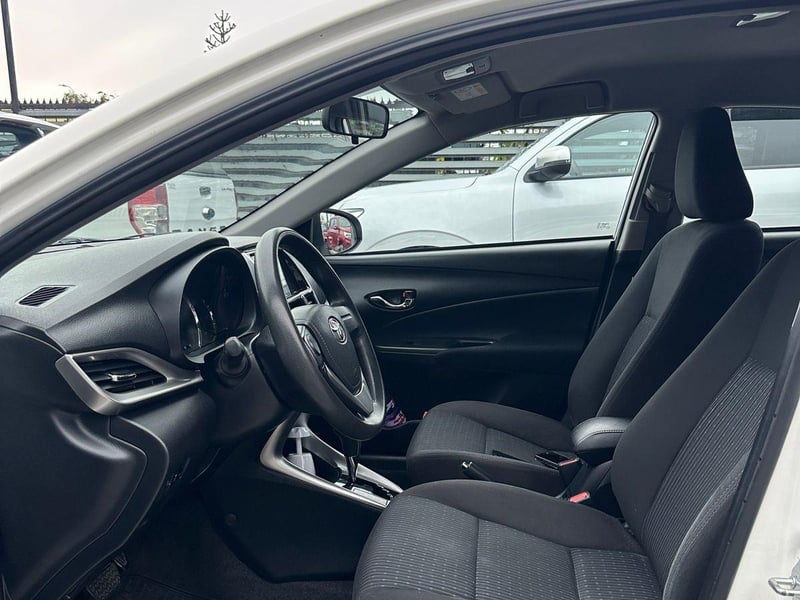 Toyota YARIS 2020 - Imagen 7 de 19