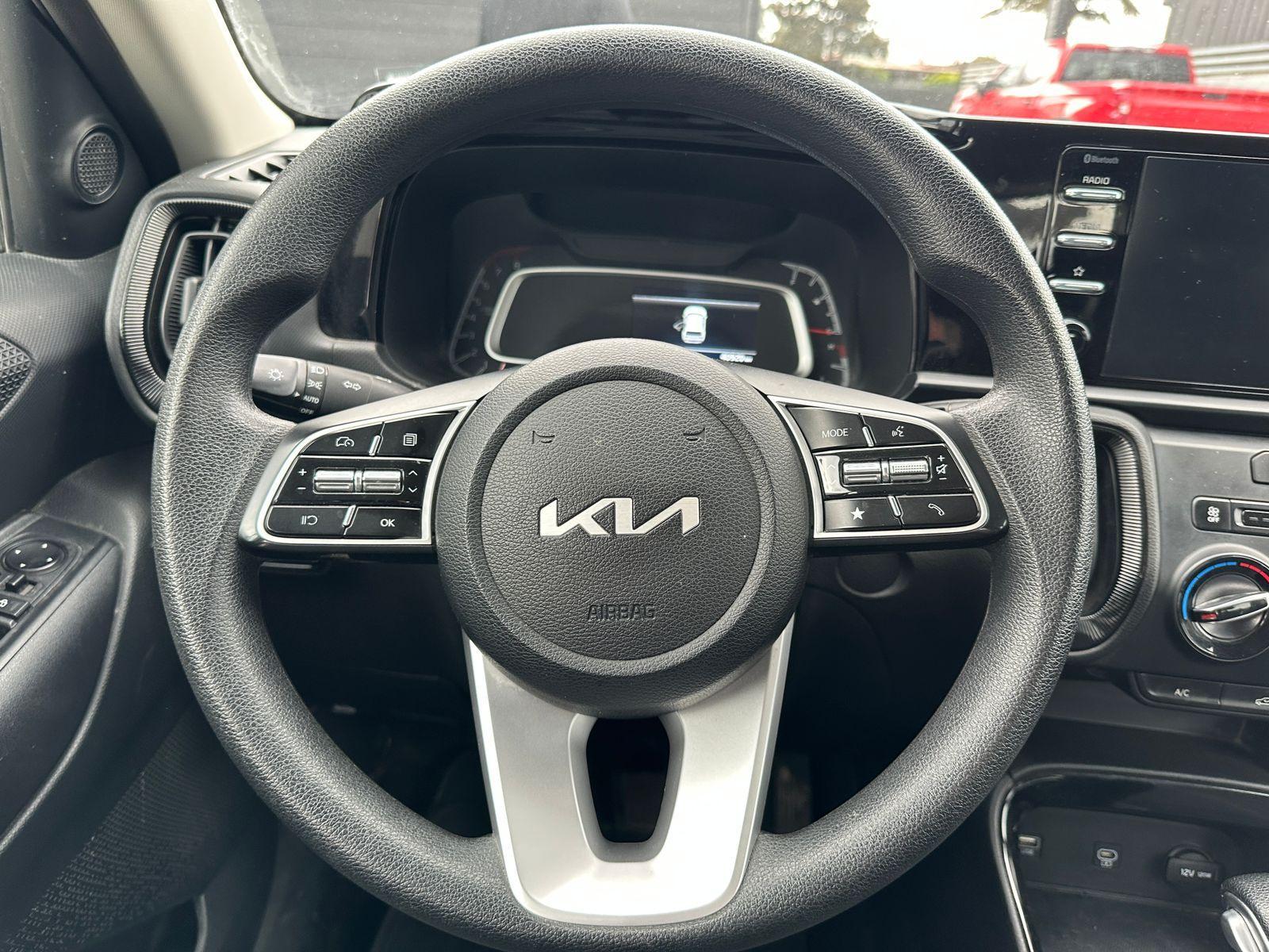 Kia SONET 2025 - Imagen 11 de 18