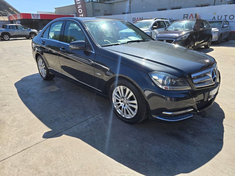 Mercedes-Benz C200 2012 - Imagen 3 de 17