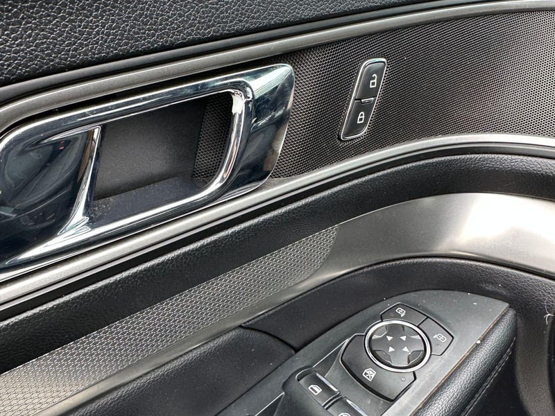 Ford EXPLORER 2019 - Imagen 10 de 17