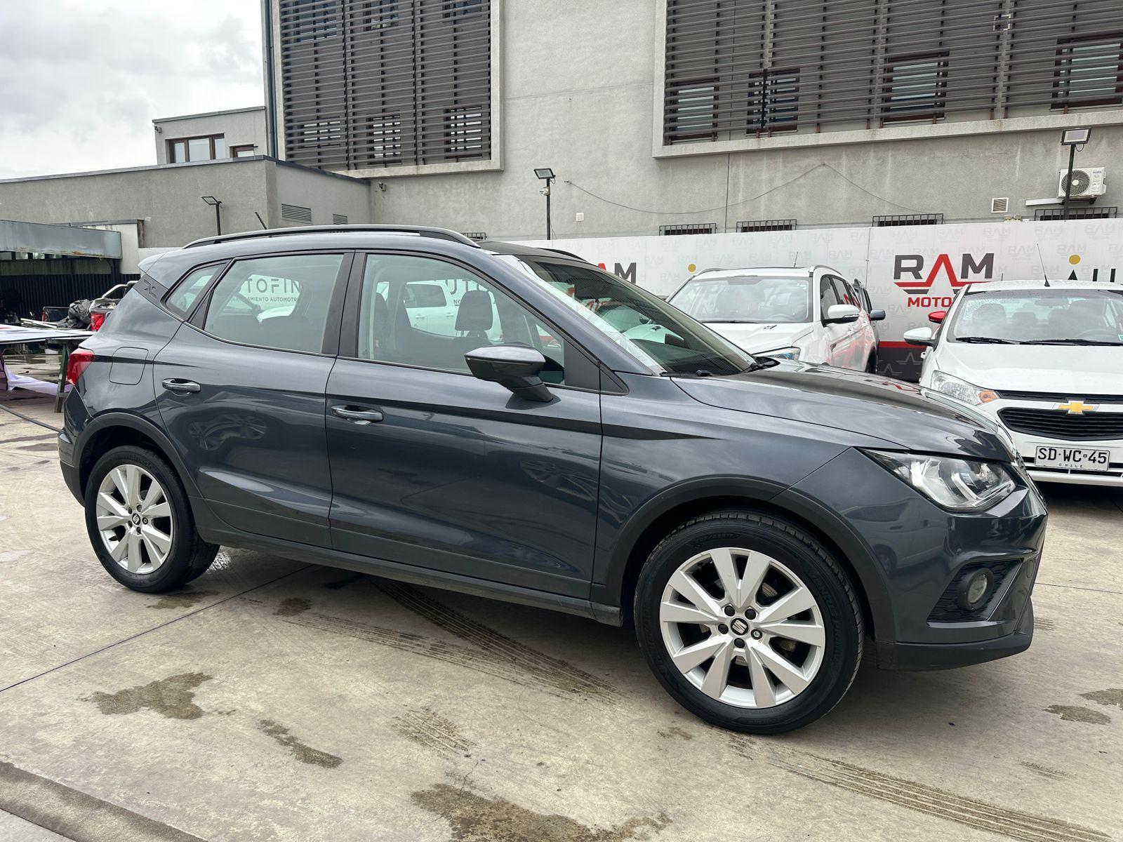 SEAT ARONA 2020 - Foto 3 de 19