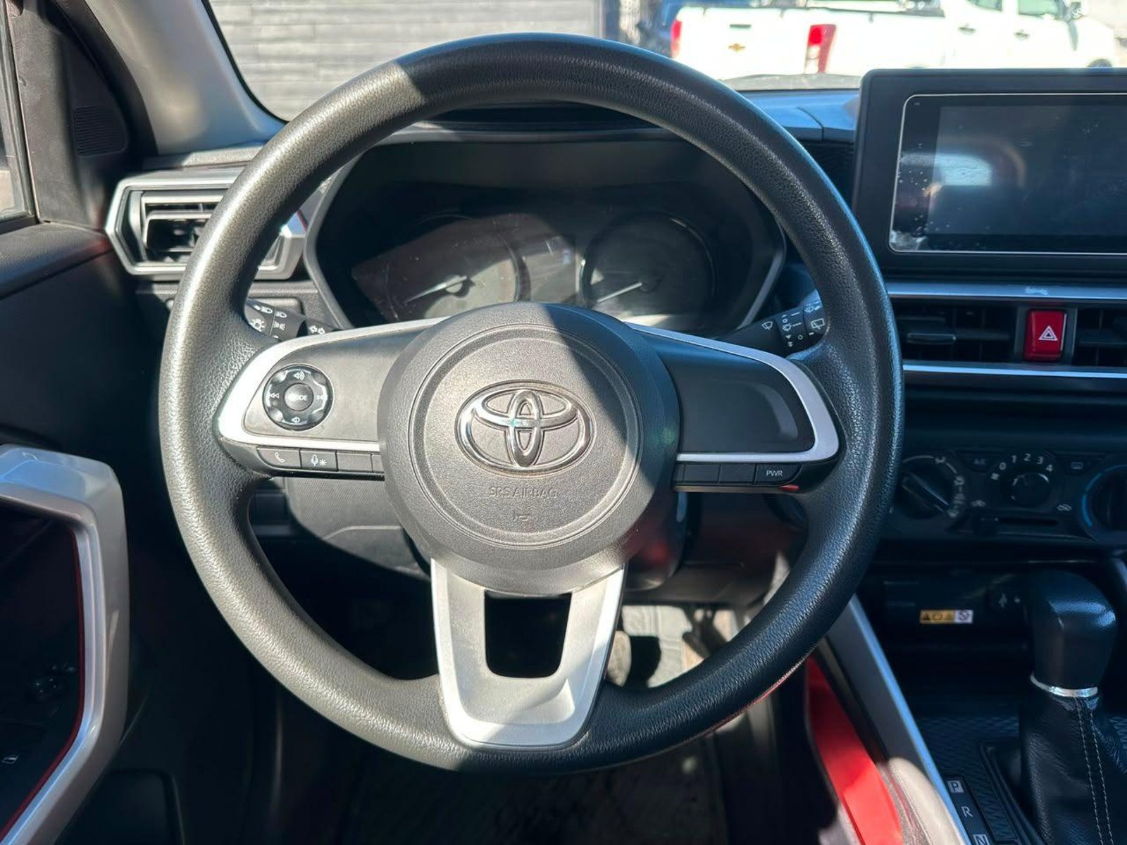 Toyota RAIZE 2025 - Imagen 12 de 19