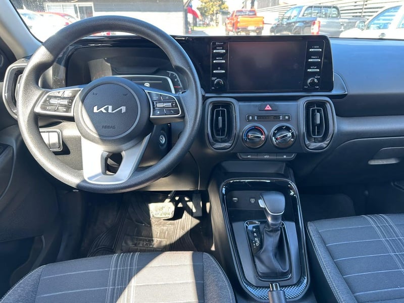 Kia SONET 2025 - Imagen 8 de 19