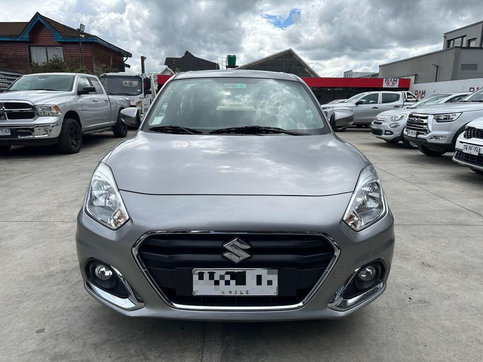 Suzuki DZIRE 2022 - Foto 2 de 17