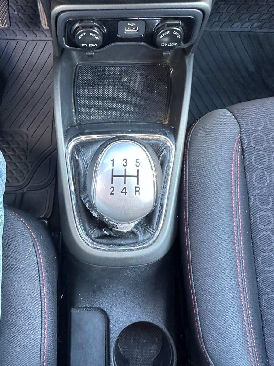 Changan CS15 2020 - Imagen 16 de 19