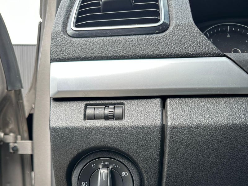 Volkswagen Amarok 2023 - Imagen 10 de 18
