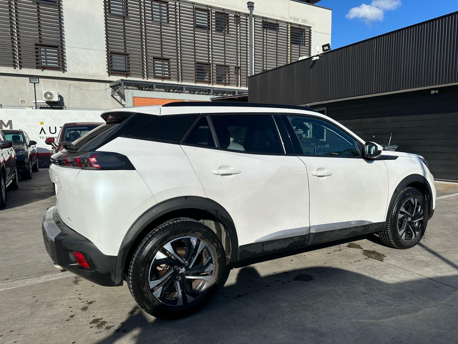 Peugeot 2008 2022 - Foto 4 de 19