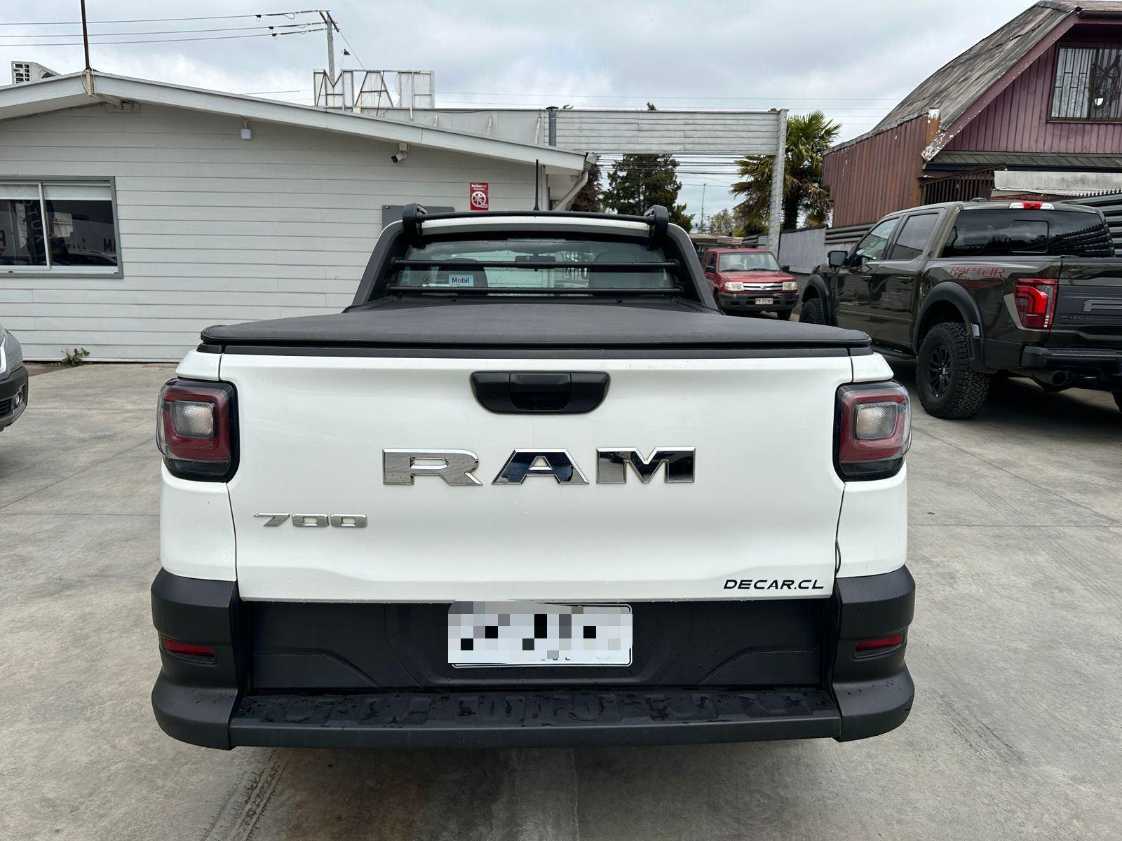 RAM 700 2023 - Foto 5 de 18