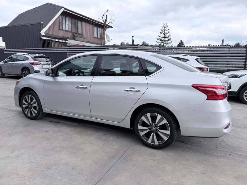 Nissan SENTRA 2017 - Imagen 6 de 19