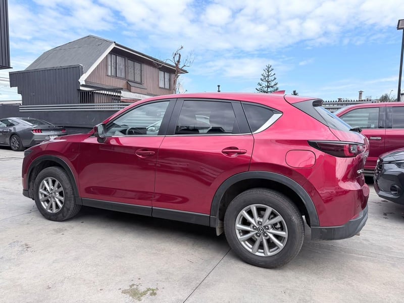 Mazda CX-5 2025 - Imagen 6 de 17