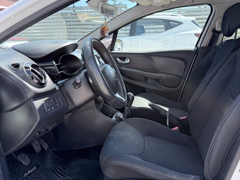 Renault CLIO 2016 - Imagen 7 de 19