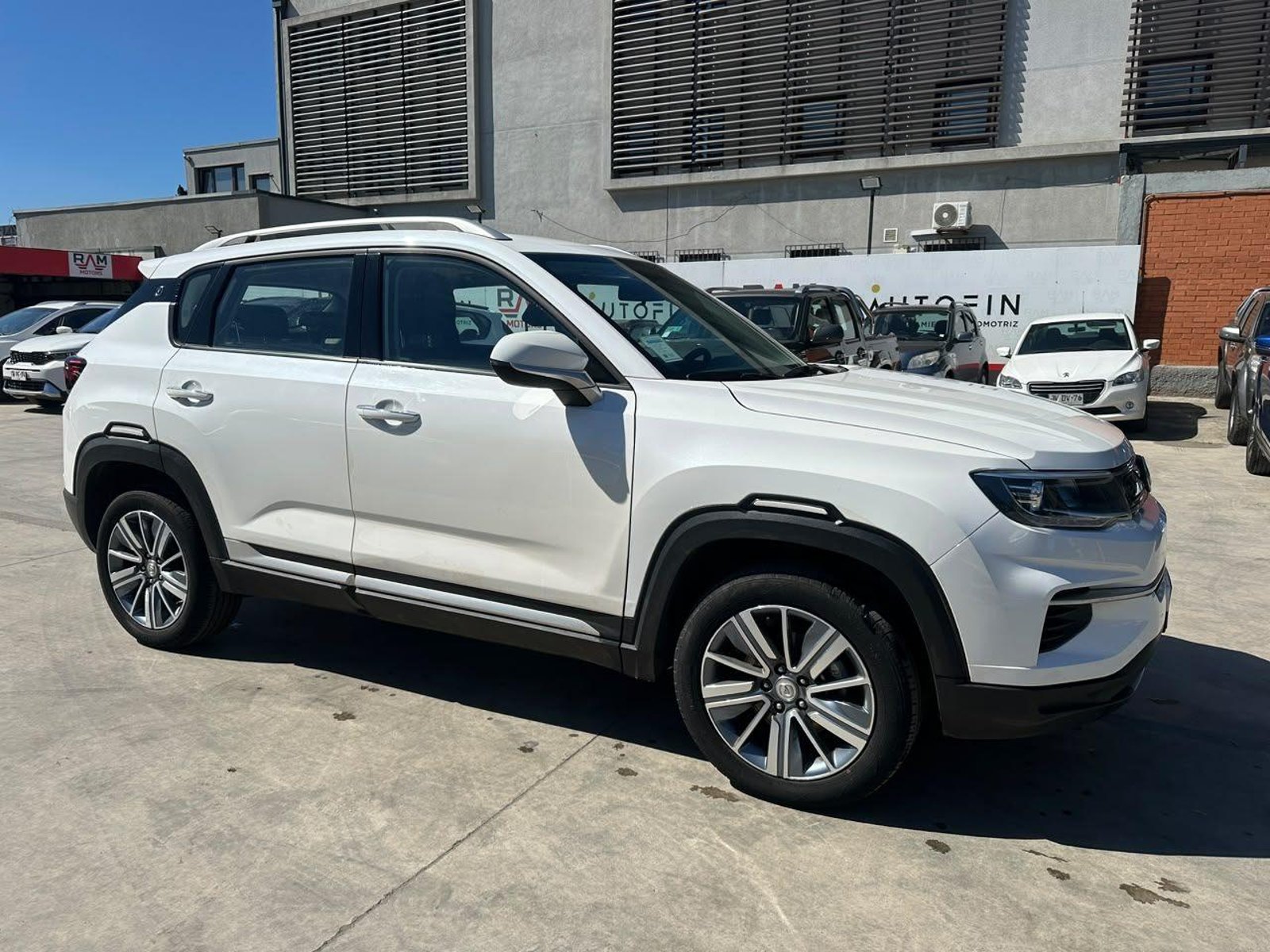 Changan CS35 2024 - Foto 3 de 19