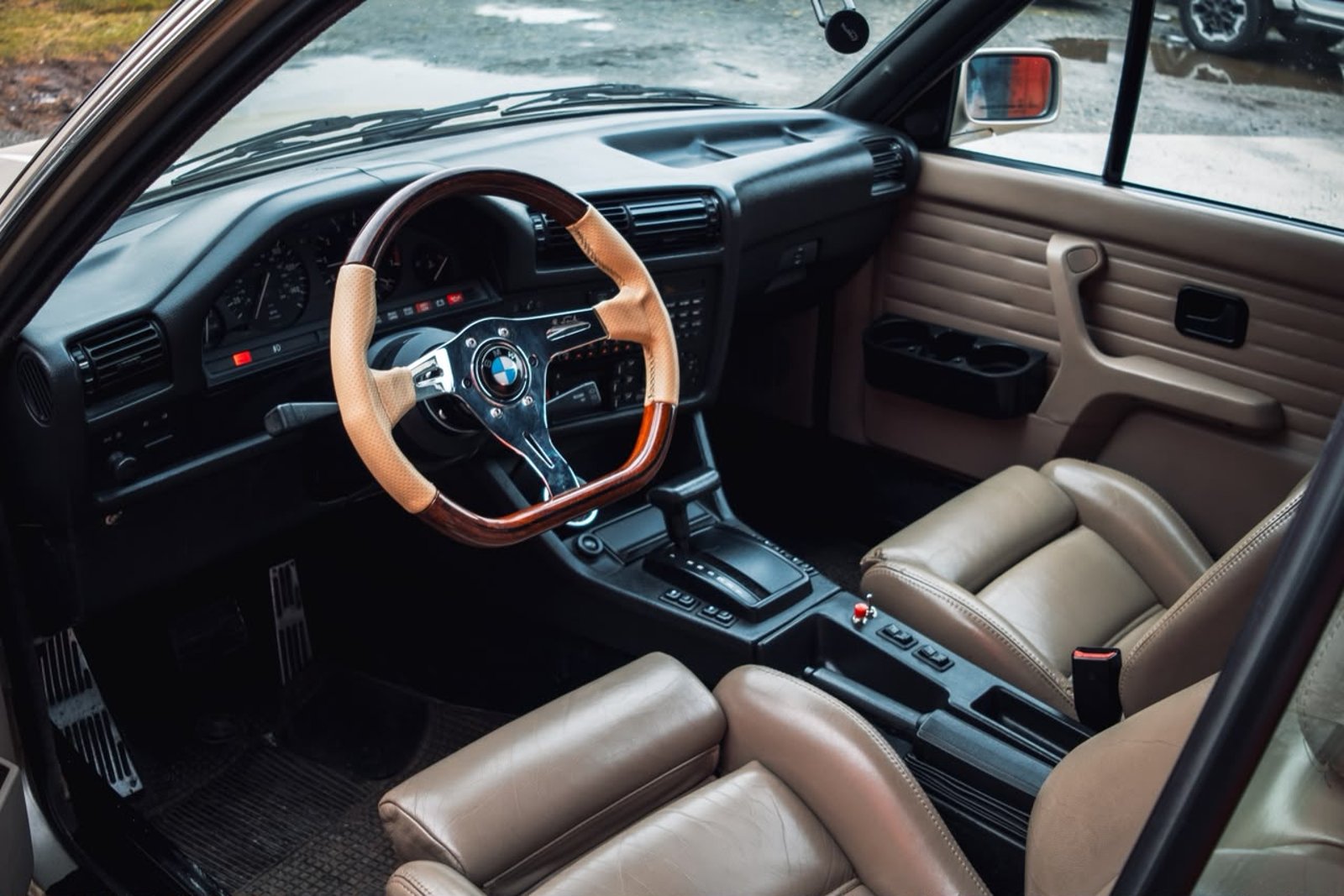BMW E30 325i 1988 - Imagen 14 de 20