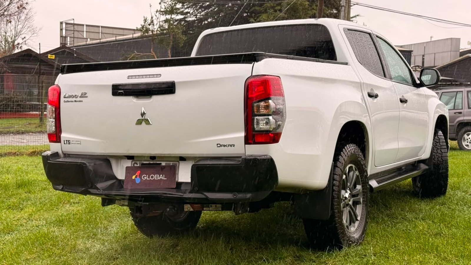 Mitsubishi L200 DAKAR HP 2023 - Imagen 8 de 16