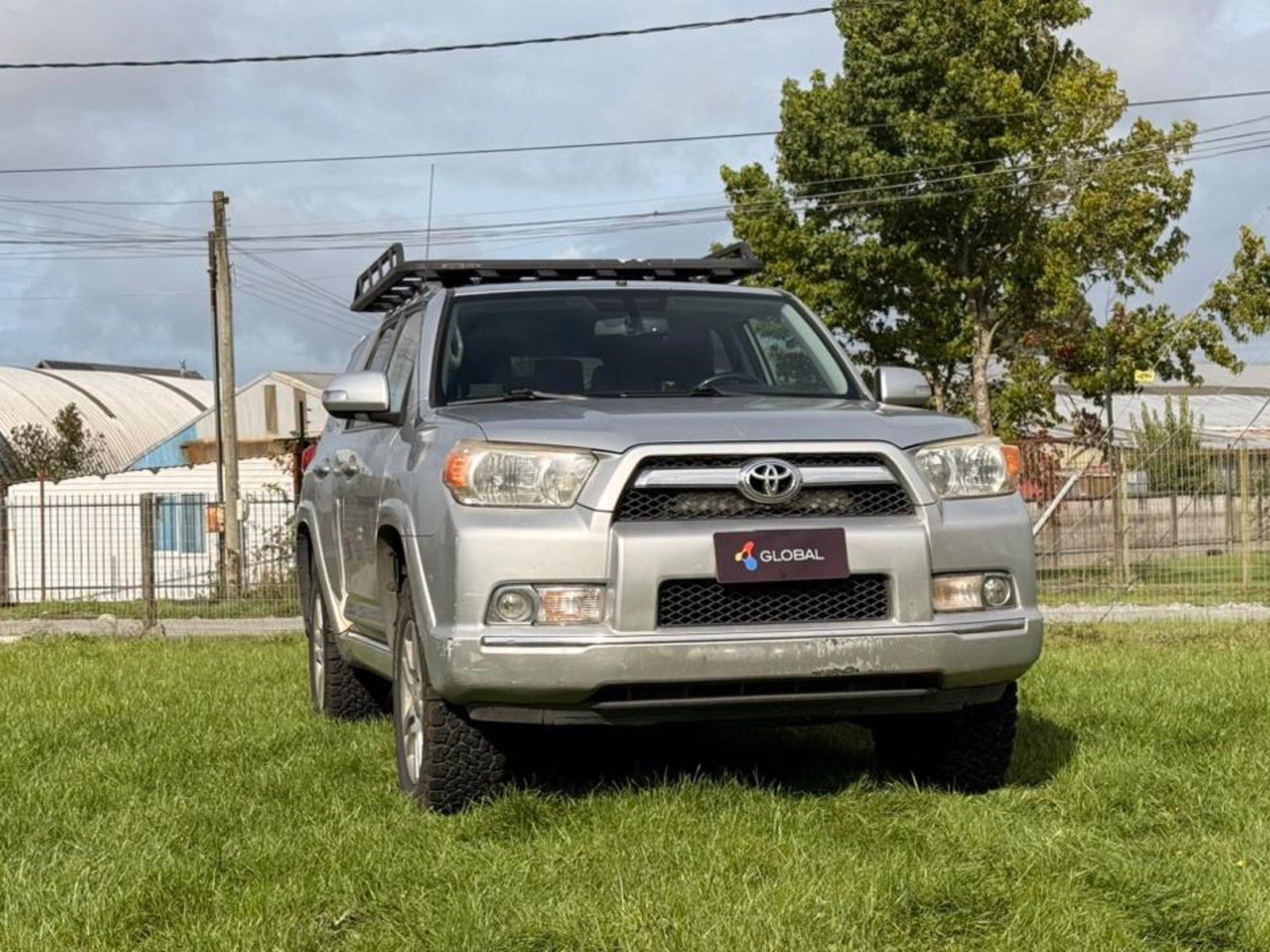 Toyota 4RUNNER LIMITED 2014 - Foto 2 de 20
