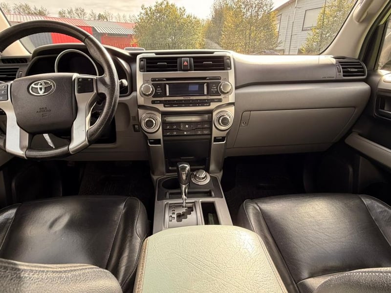 Toyota 4Runner Limited 2014 - Imagen 10 de 20
