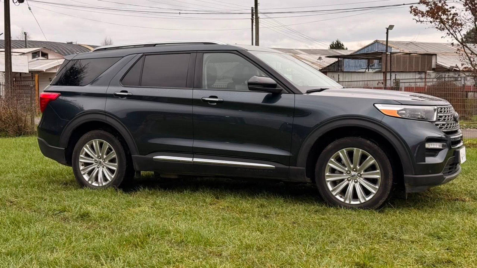FORD EXPLORER LIMITED 4WD 2025 - Foto 5 de 15