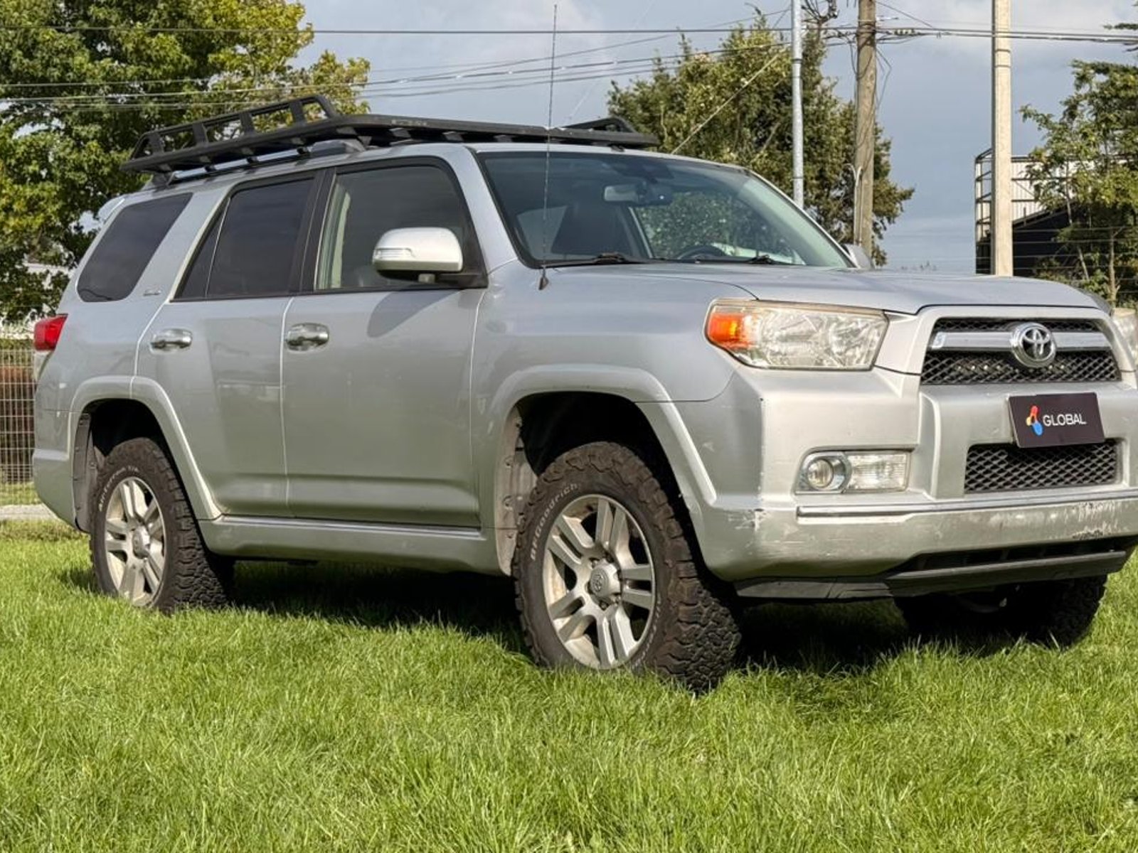 Toyota 4RUNNER LIMITED 2014 - Foto 4 de 20