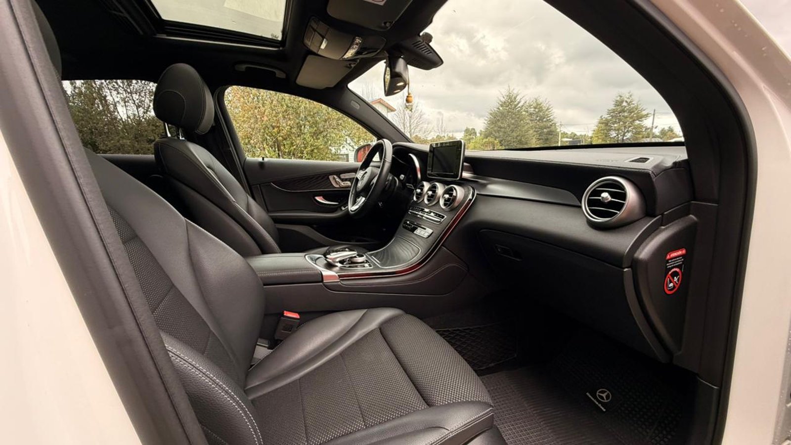 Mercedes-Benz GLC 250D 2019 - Imagen 16 de 20