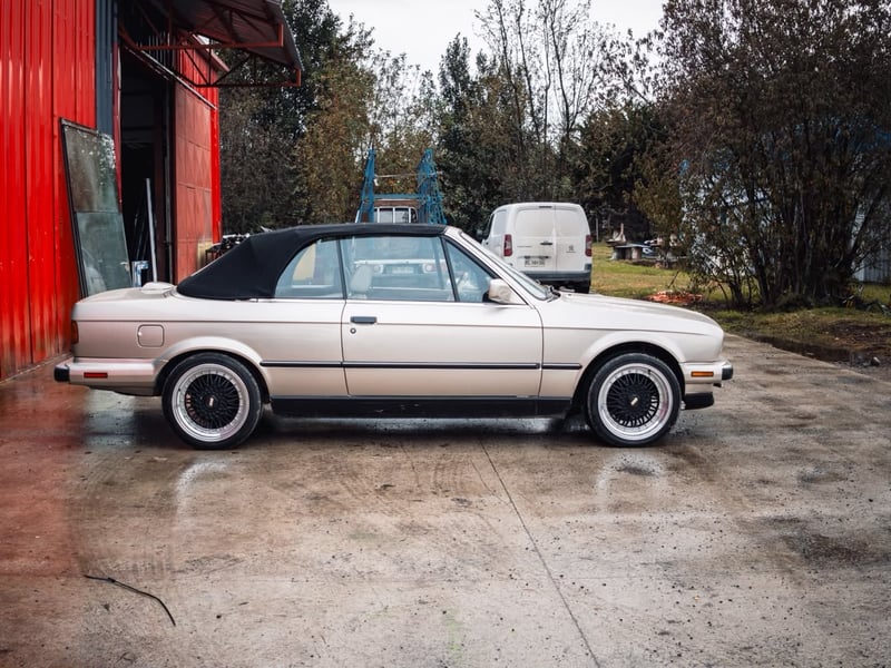 BMW E30 325i 1988 - Imagen 9 de 20