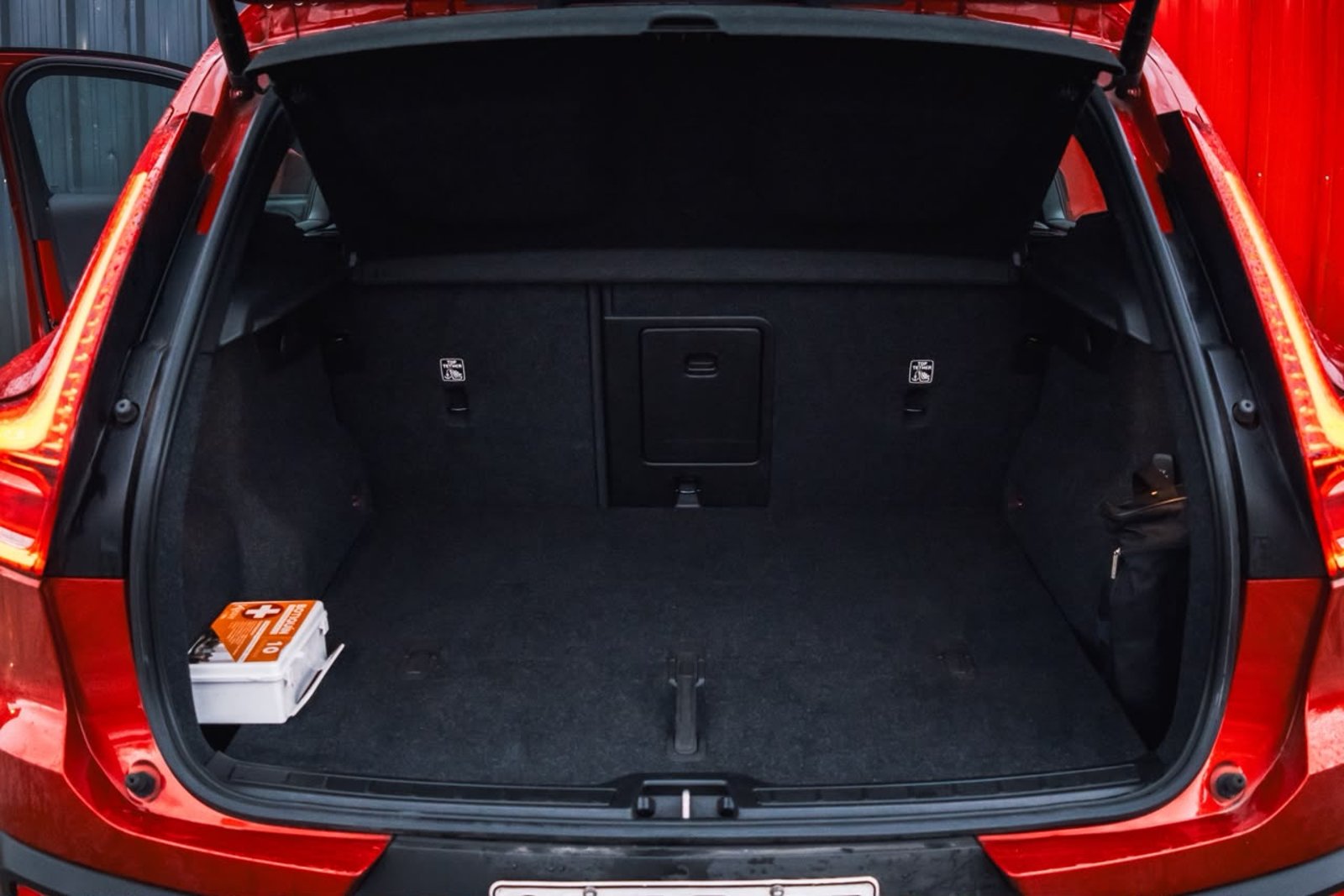 Volvo XC40 T4 MOMENTUM 2022 - Imagen 17 de 20