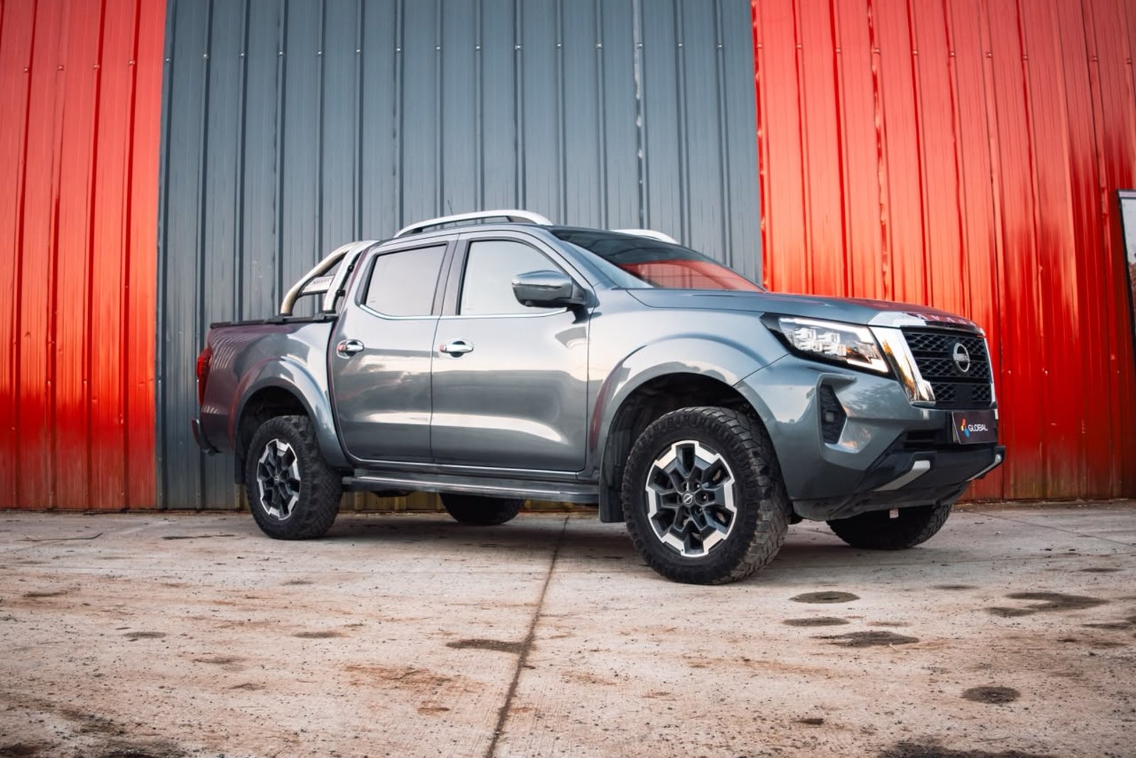 NISSAN NAVARA PLATINUM 2023 - Foto 3 de 18