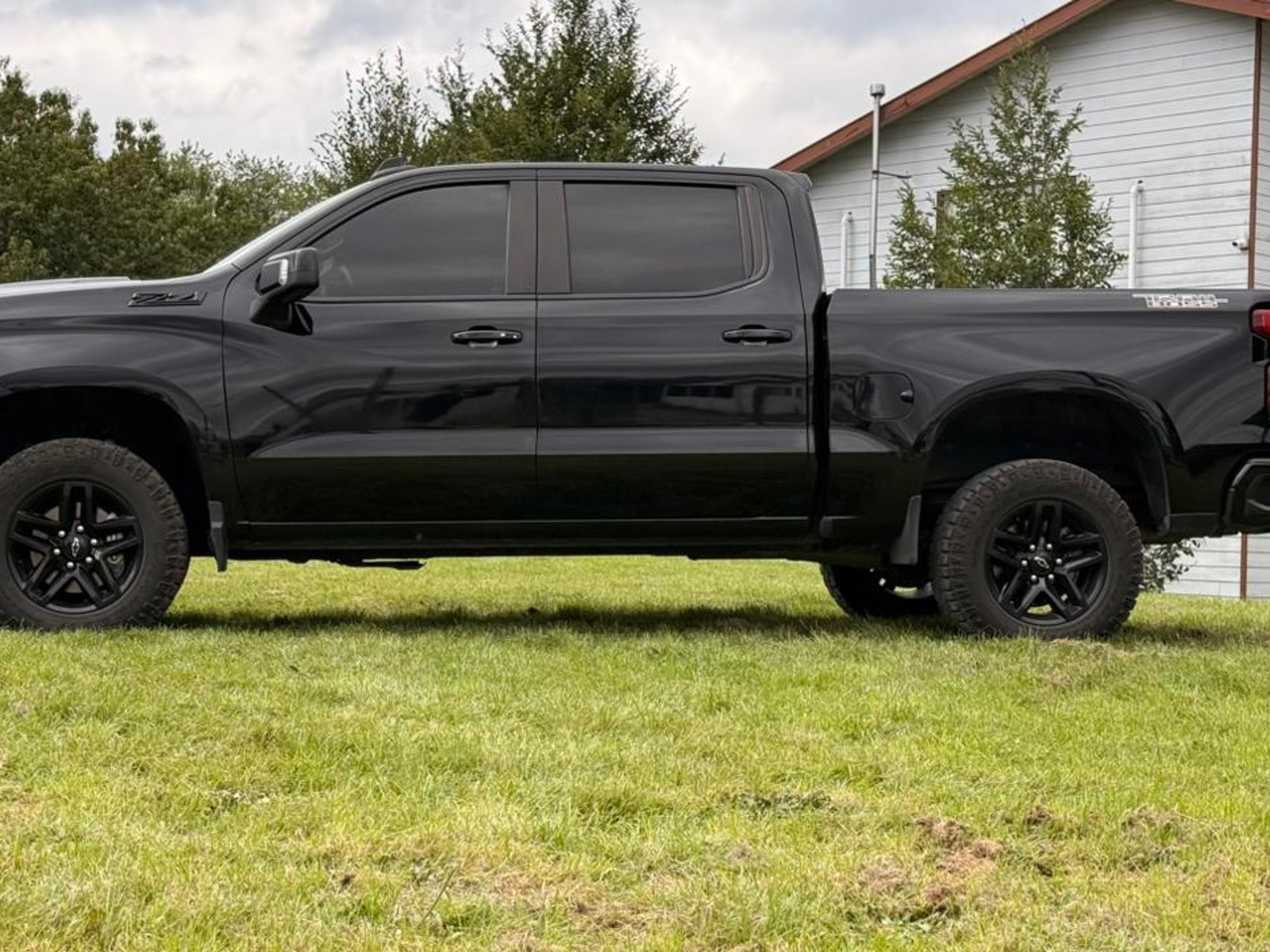 Chevrolet SILVERADO TRAIL BOSS 2024 - Foto 4 de 14