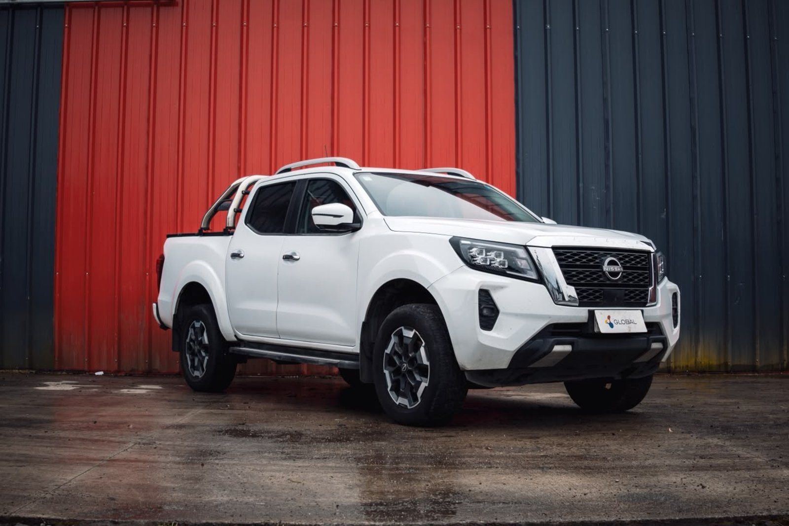 NISSAN NAVARA PLATINUM 2023 - Foto 4 de 13