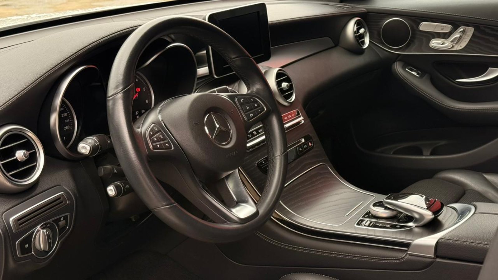 Mercedes-Benz GLC 250D 2019 - Imagen 12 de 20