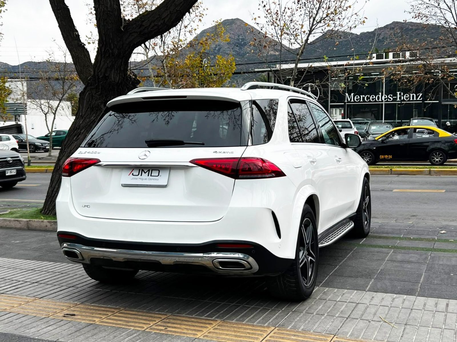 Mercedes-Benz GLE 400D 4MATIC 2023 - Foto 4 de 10
