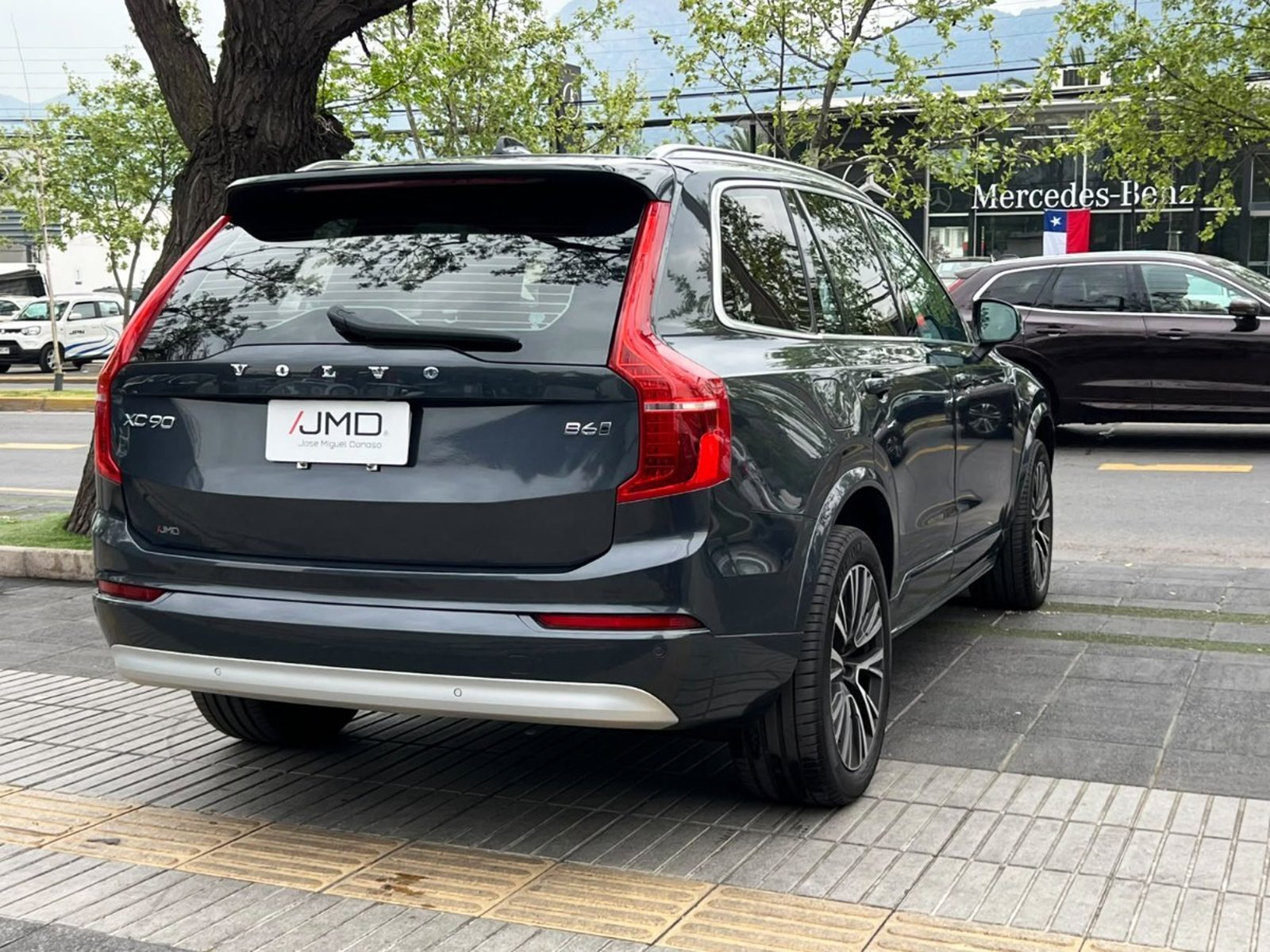 Volvo XC90 B6 MOMENTUM AWD 2.0 2022 - Foto 4 de 10