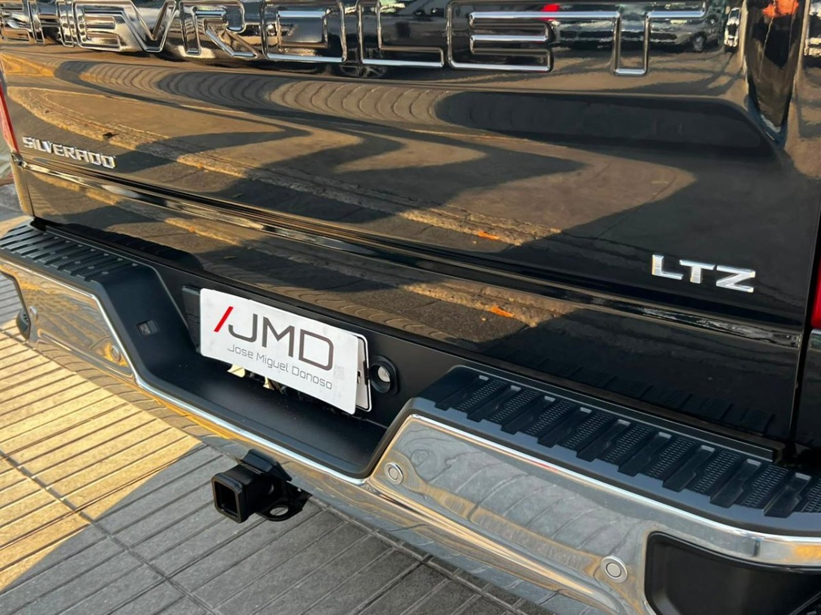 CHEVROLET SILVERADO LTZ 5.3 2021 - Imagen 8 de 10