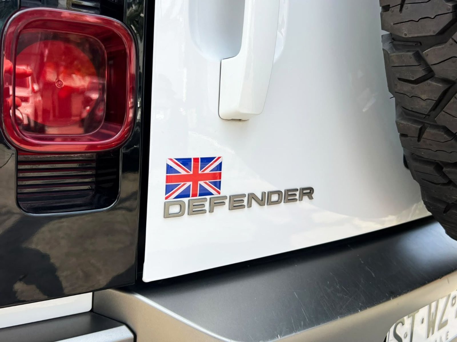 Land Rover DEFENDER 3.0 110 X-DYNAMIC S 2023 - Imagen 7 de 10