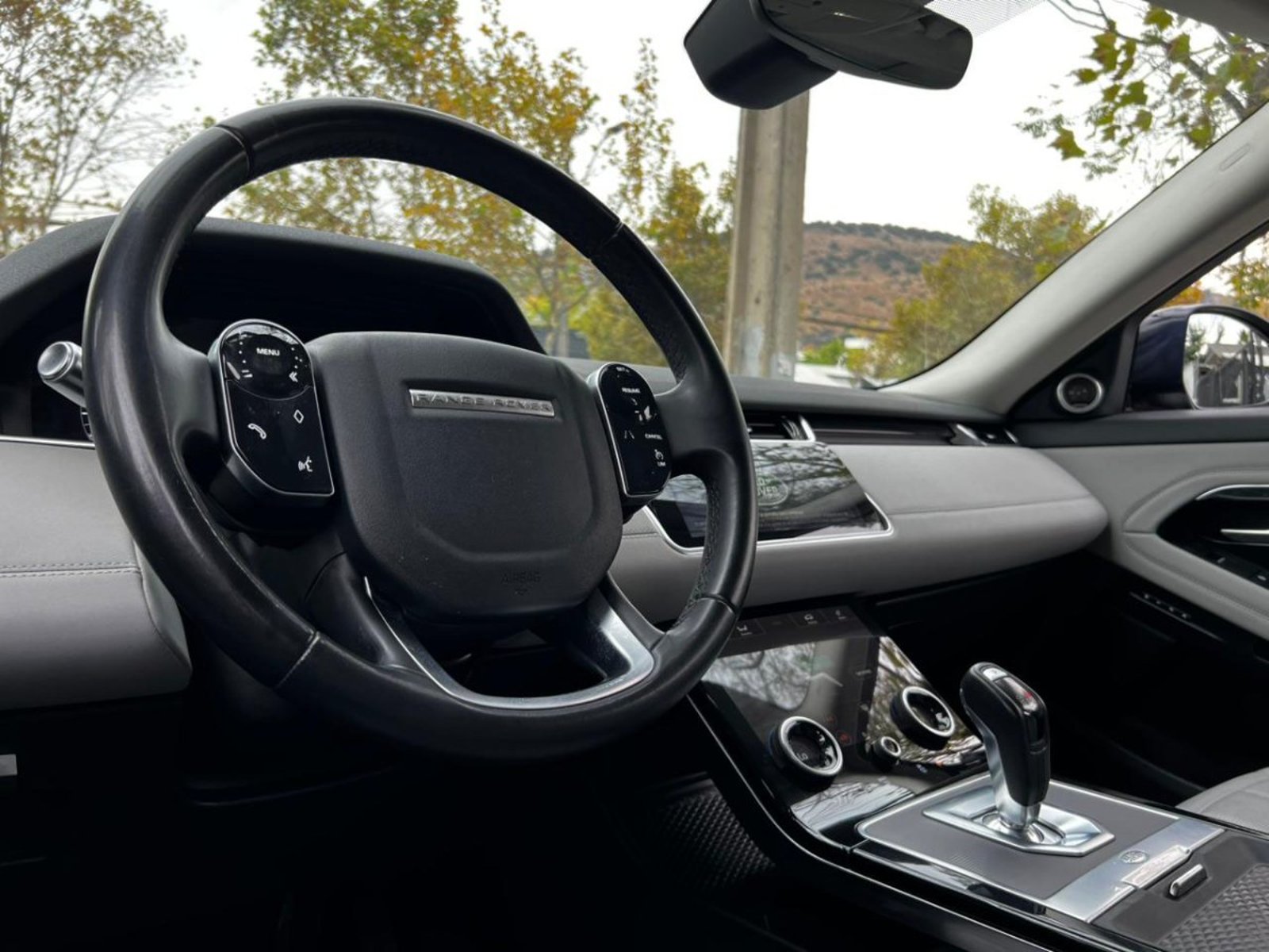 Land Rover Range ROVER EVOQUE 2.0 D180 SE MANTENIMIENTO AL DIA 2021 - Imagen 8 de 10