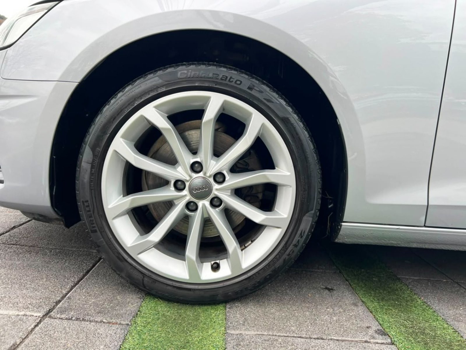 Audi A4 35 TFSI 2.0 2022 - Imagen 9 de 10