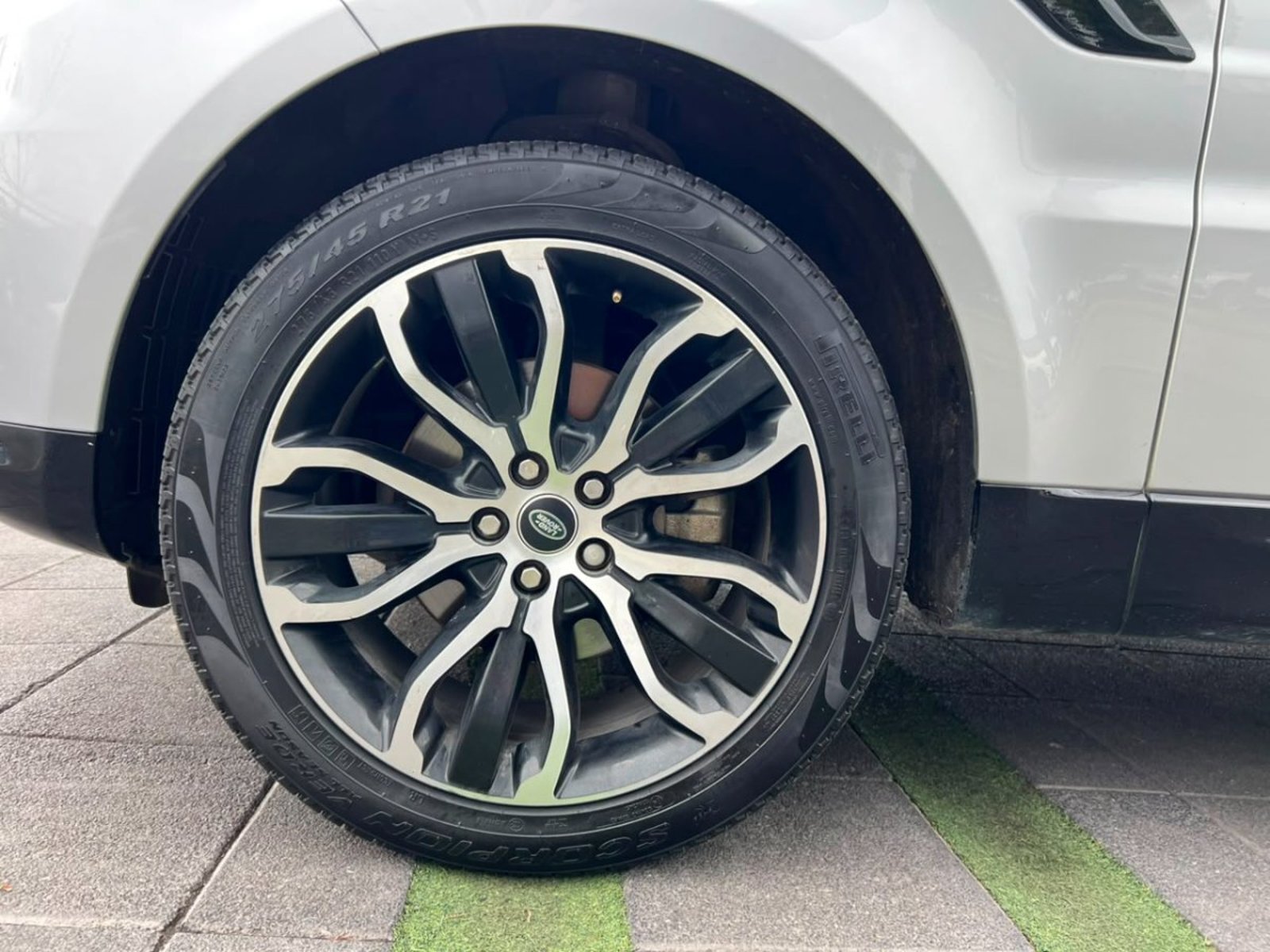 RANGE ROVER SPORT HSE SDV6 3.0 2019 - Imagen 8 de 10