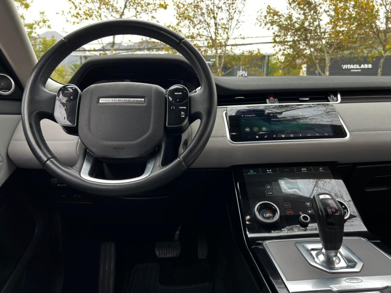 Land Rover Range ROVER EVOQUE 2.0 D180 SE MANTENIMIENTO AL DIA 2021 - Imagen 9 de 10