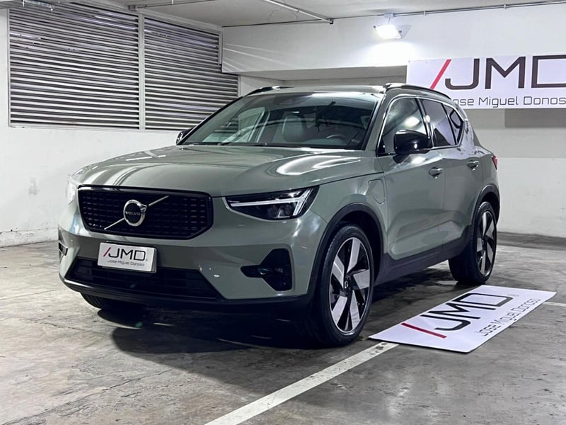 Volvo XC40 T5 RECHARGE GARANTIA 1 AÑO 2023 - Imagen 3 de 10