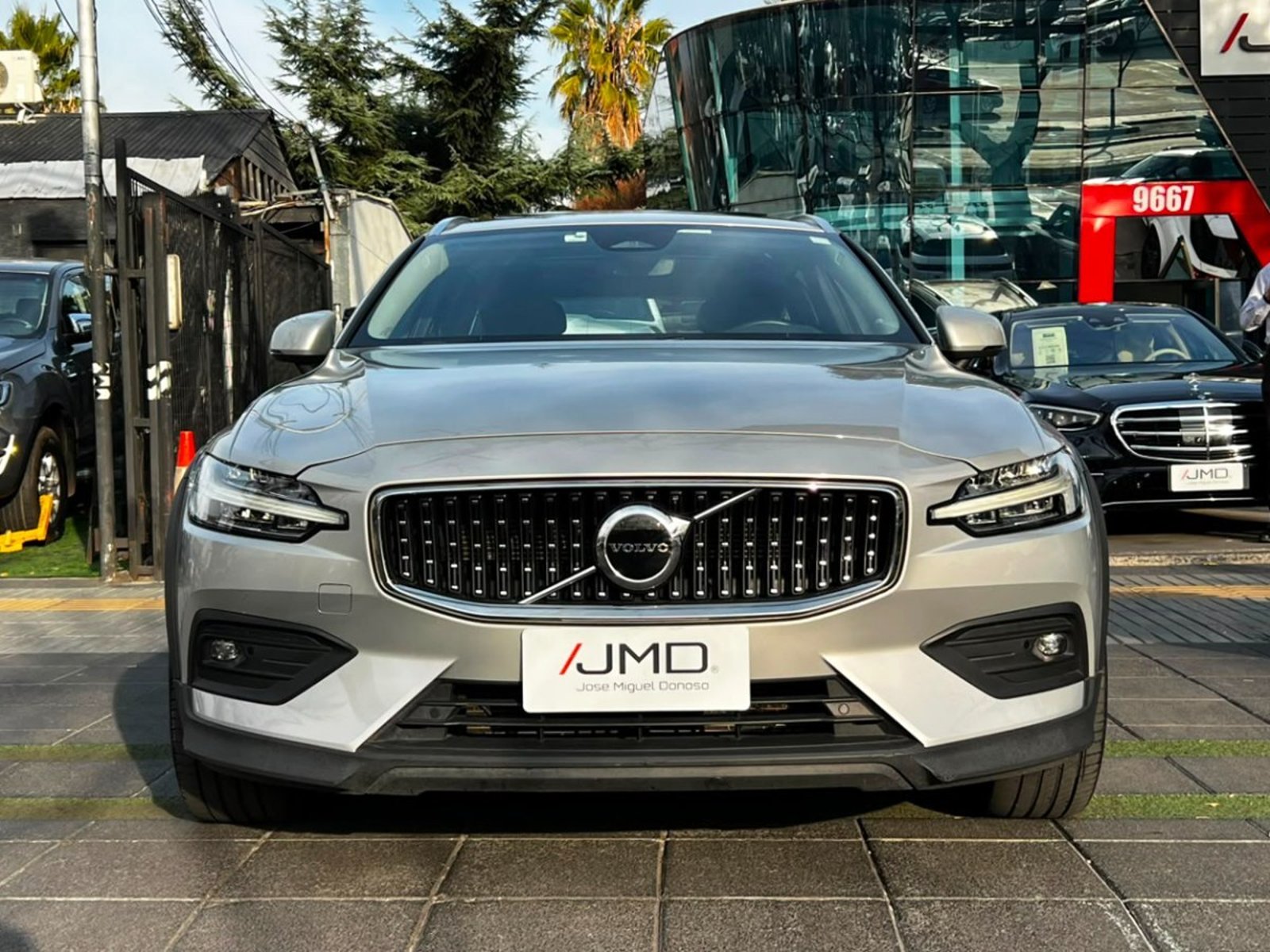 Volvo V60 CROSS COUNTRY B5 AWD 2023 - Foto 2 de 10