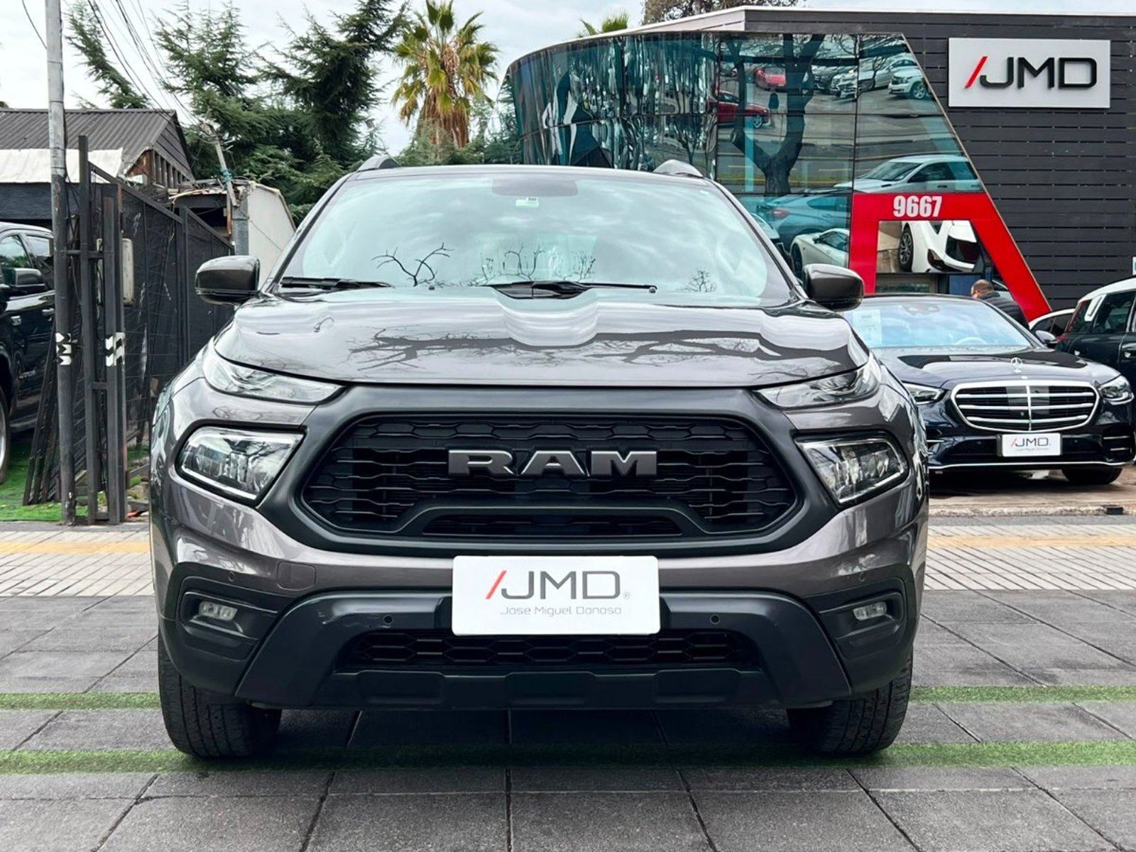 RAM 1000 BIG HORN 1.8 AT 2023 - Foto 2 de 10