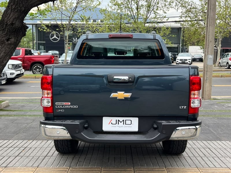 Chevrolet COLORADO LTZ 4X4 AT 2021 - Imagen 6 de 10