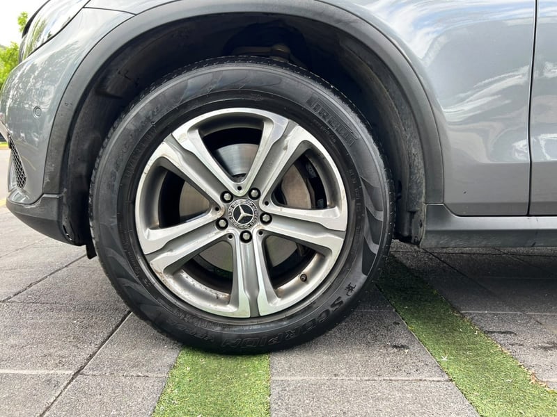 Mercedes-Benz GLC 220 D 2.1 4MATIC 2018 - Imagen 9 de 10