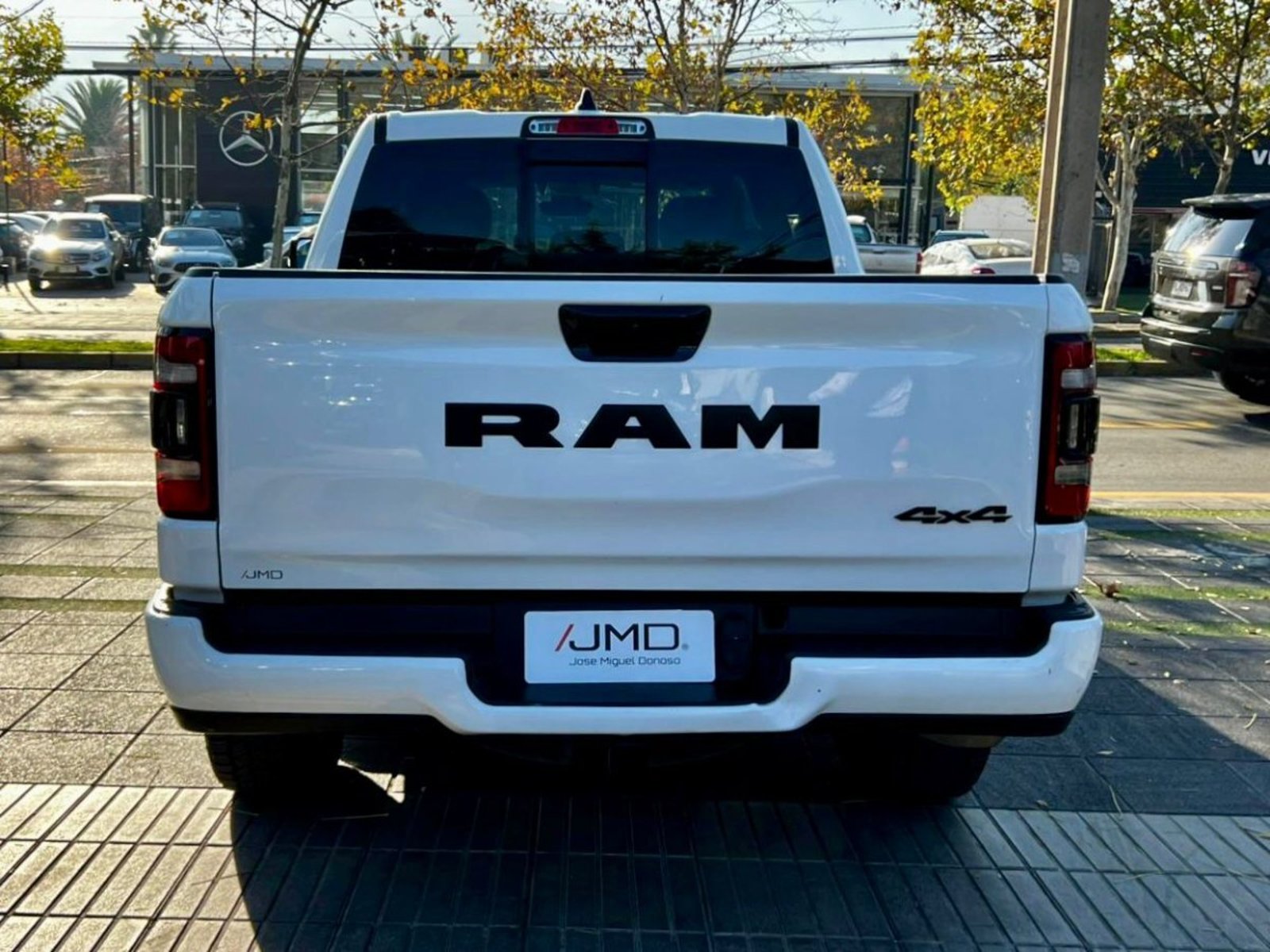 RAM 1500 BIG HORN E -TORQUE 4X4 3.6 AT 2023 - Foto 5 de 10