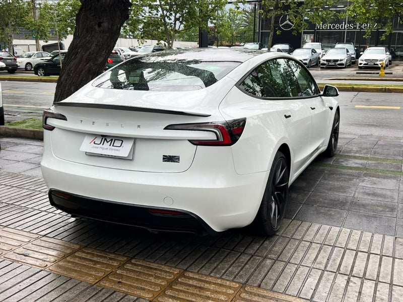 Tesla MODEL 3 PERFORMANCE AWD 2025 - Imagen 6 de 10