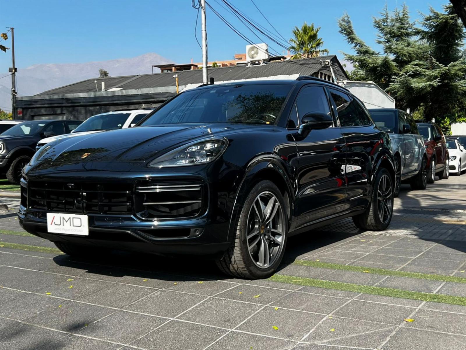 Porsche CAYENNE 4.0 TURBO MANTENIMIENTO EN LA MARCA 2019 - Foto 2 de 10