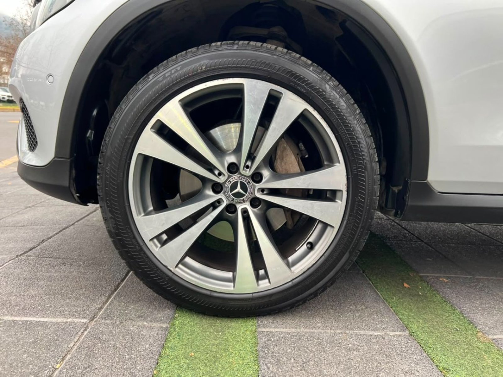 Mercedes-Benz GLC 250 4MATIC DIESEL 2.1 2018 - Imagen 9 de 10