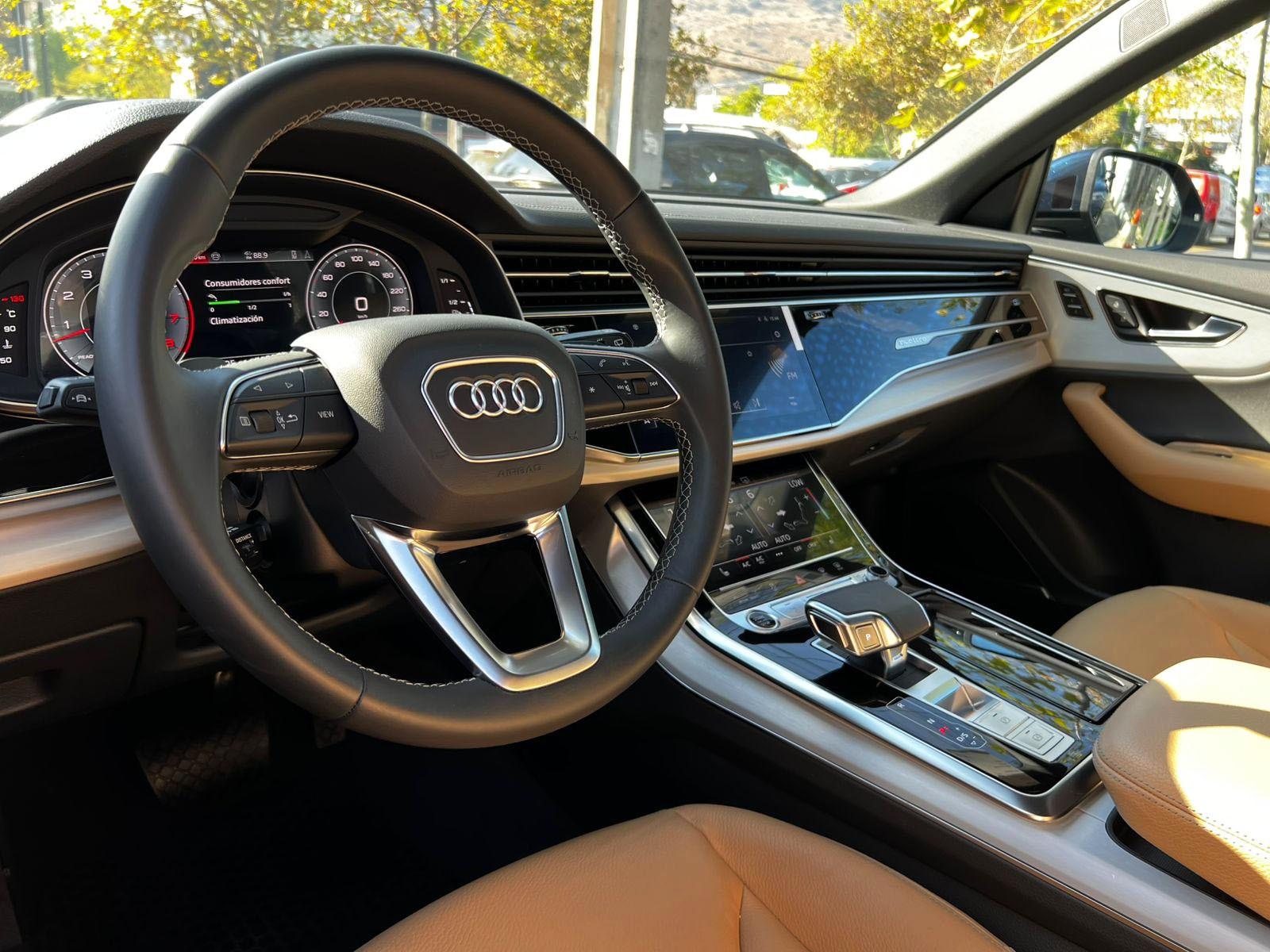 Audi Q8 55 TFSI 3.0 S LINE 2025 - Imagen 9 de 10