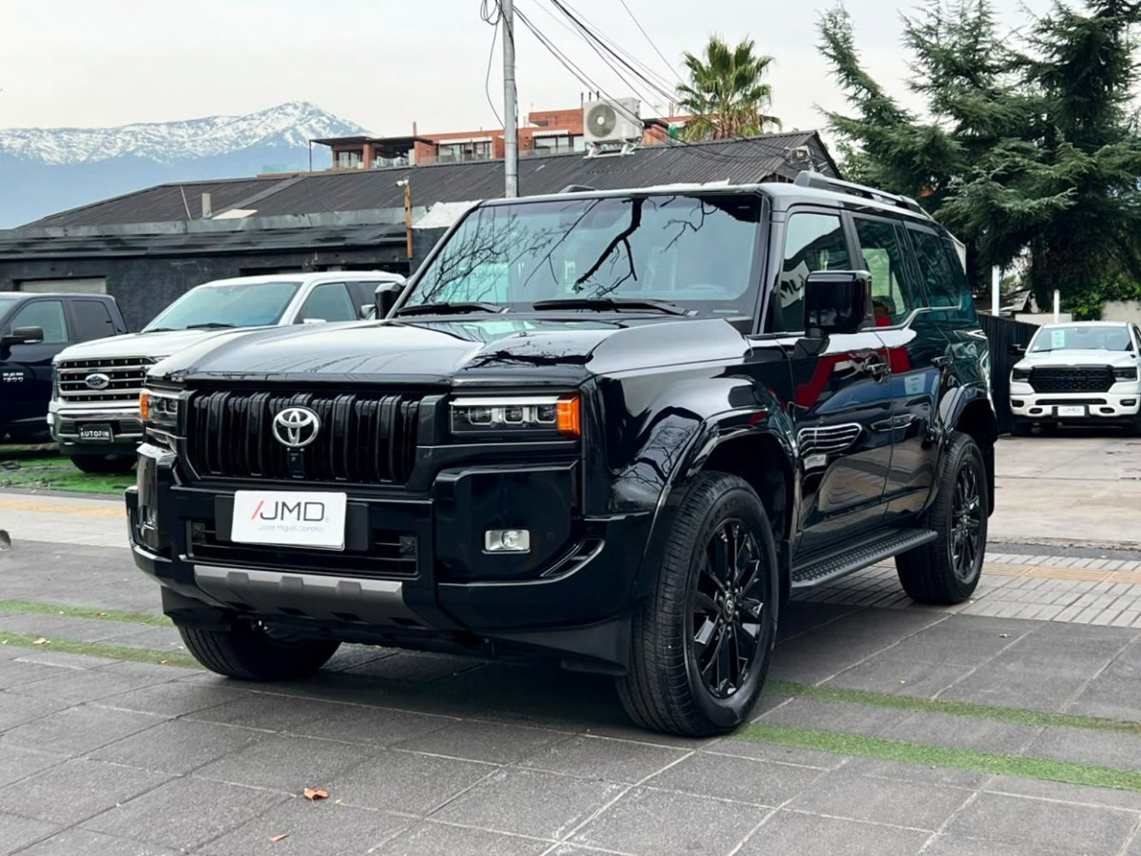 Toyota LAND CRUISER PRADO VX 2.8 2025 - Foto 3 de 10