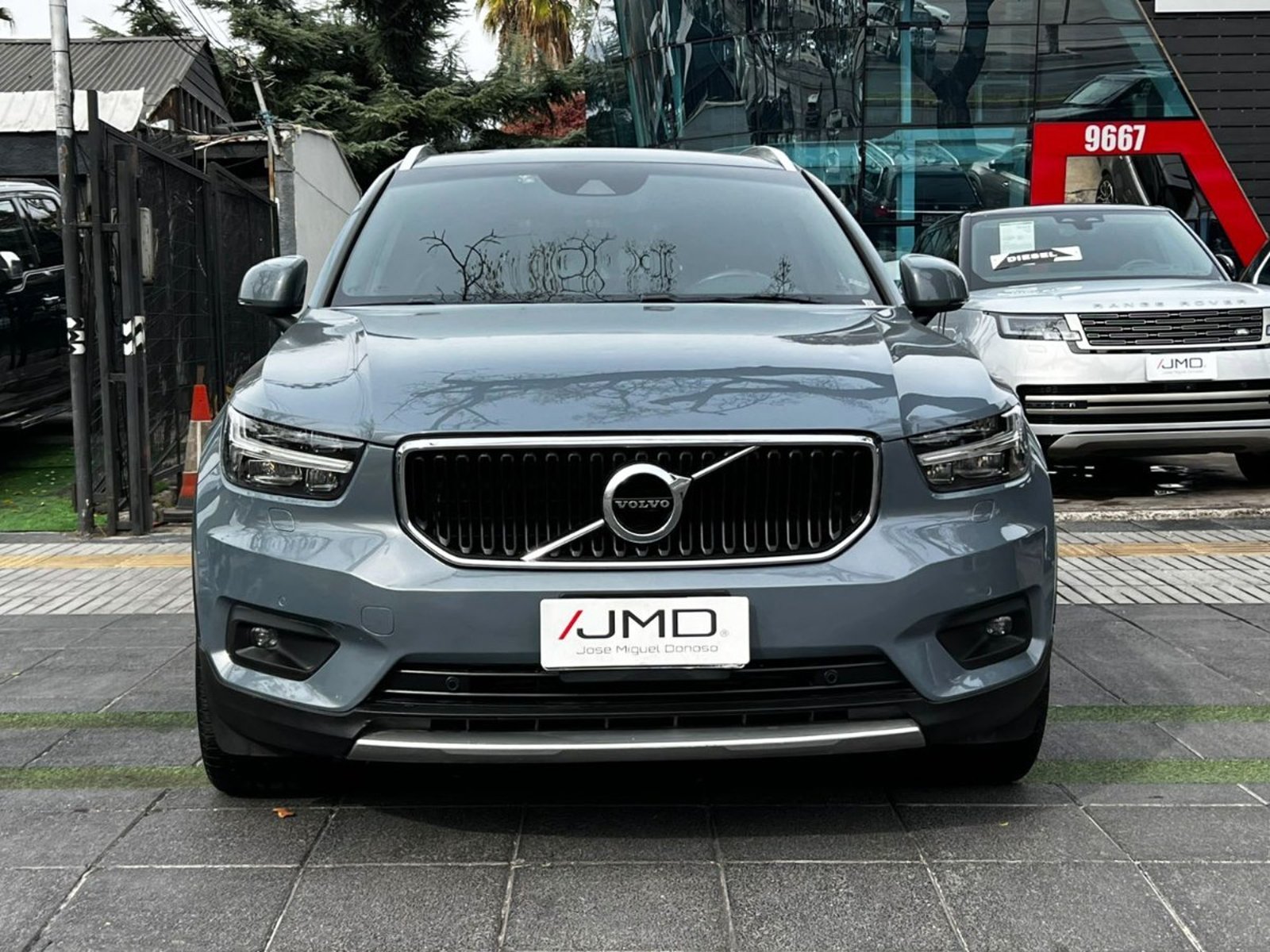 Volvo XC40 D4 AWD 2.0 2020 - Foto 2 de 10